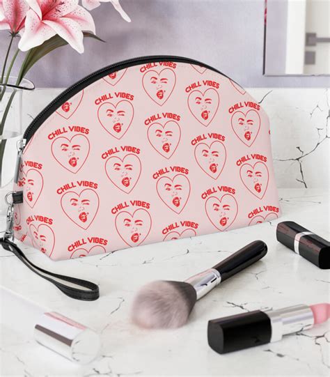 custom makeup bags no minimum.